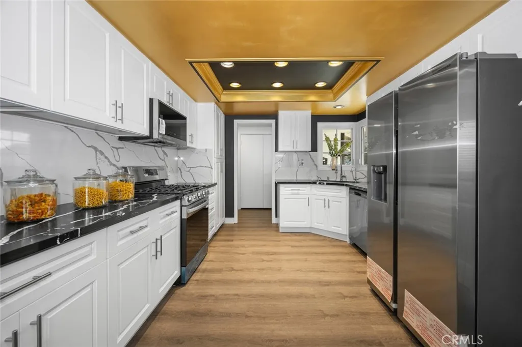 9446 Gardenia, Fountain Valley, California 92708 home-pic-14